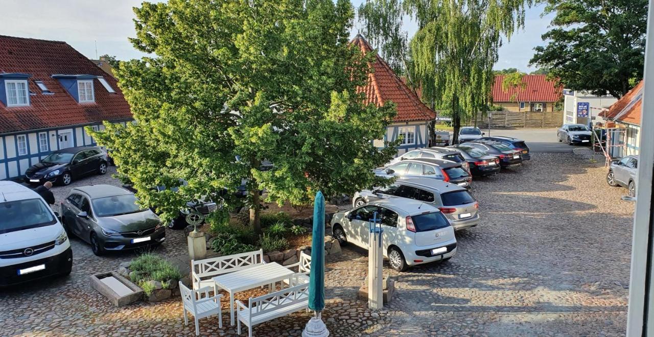 Hotel Knudsens Gaard Odense Bagian luar foto